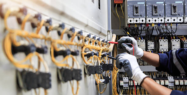 Professional Electrician technician working in Sacaton, AZ